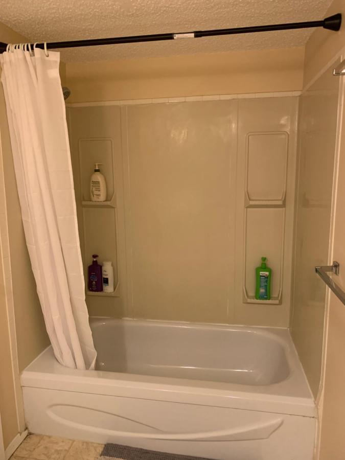Mt Pleasant Nw 2 Bedrooms 500 คาลการี ภายนอก รูปภาพ